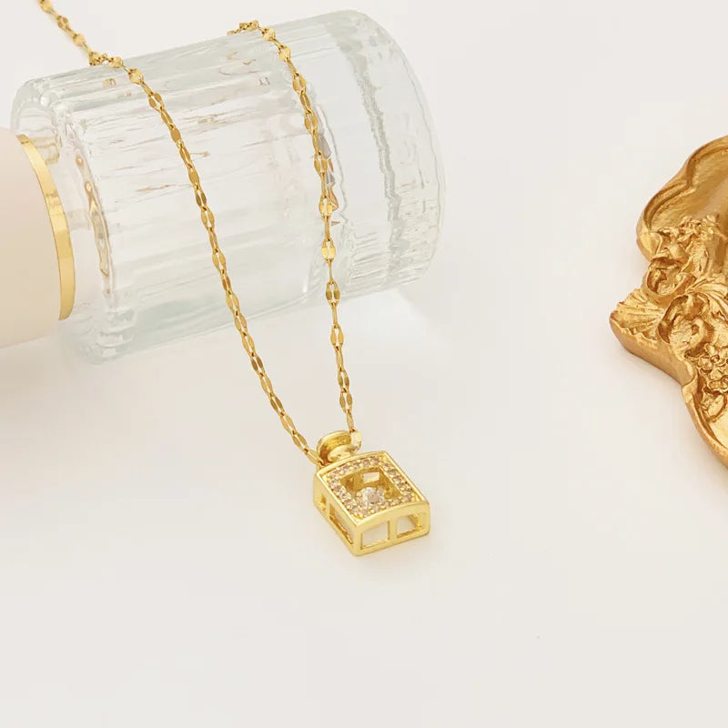 Parfum Éternel Necklace