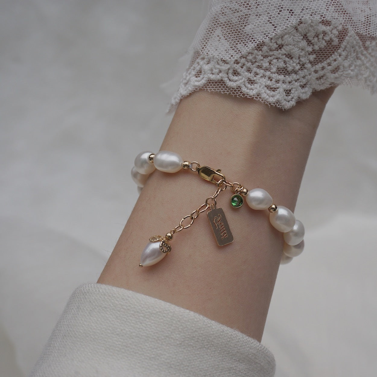Aurora Pearl Grace Bracelet