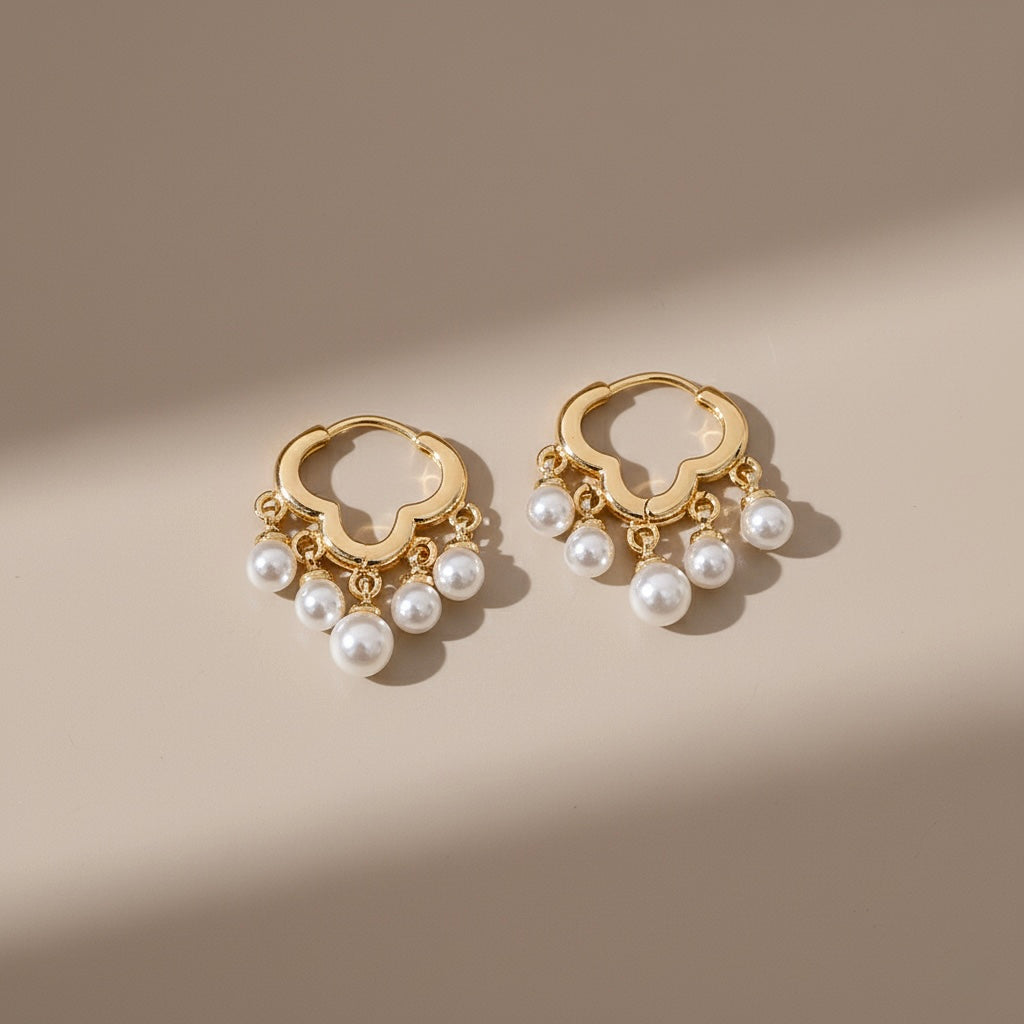 Éclat Nuage Pearl Hoops