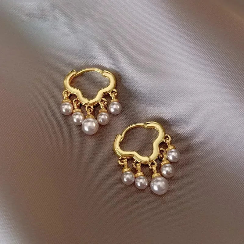 Éclat Nuage Pearl Hoops