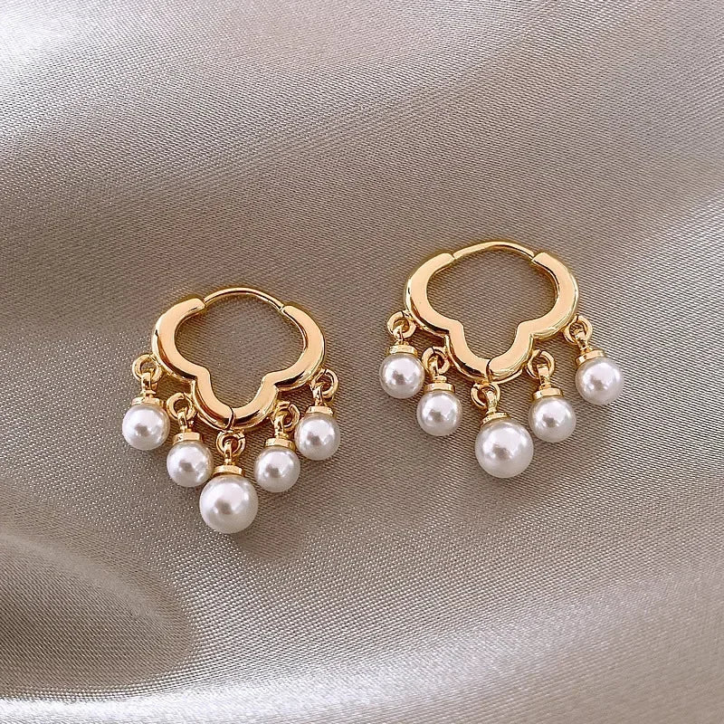 Éclat Nuage Pearl Hoops